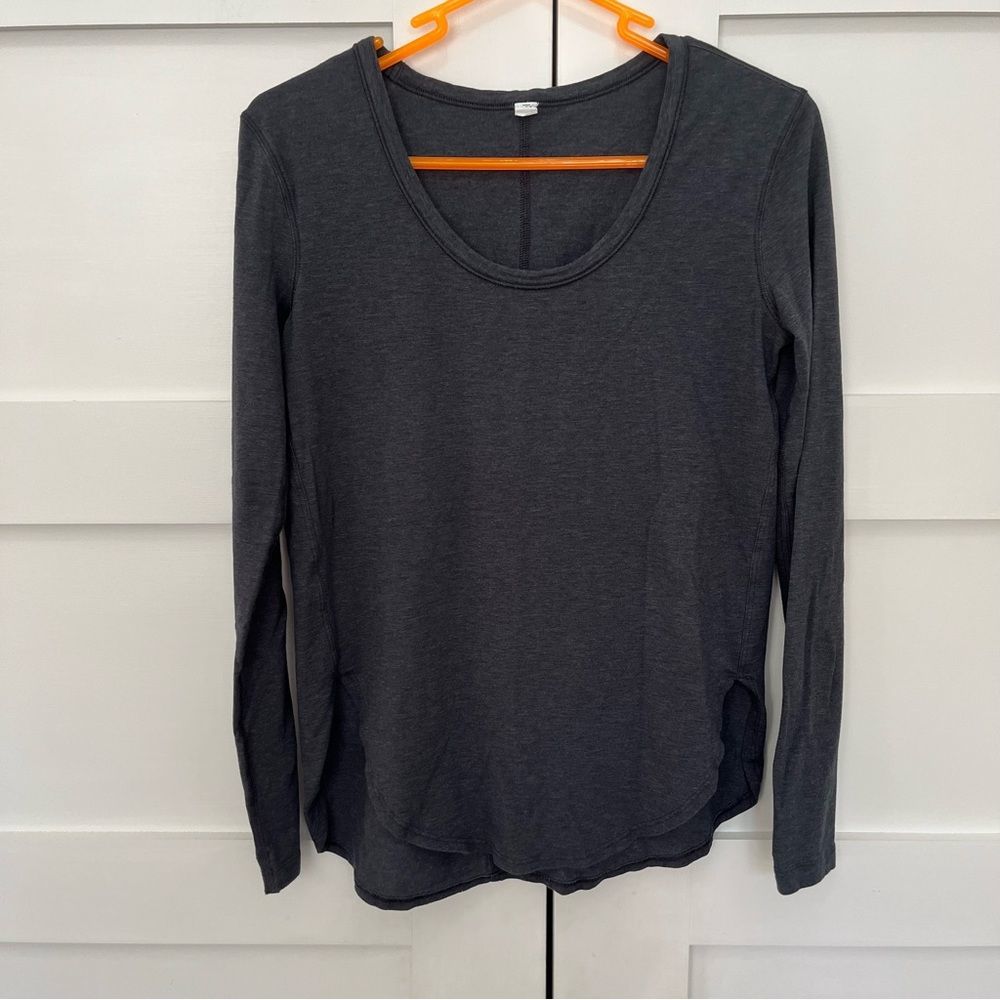 Lululemon long sleeve tee shirt slate grey size 6